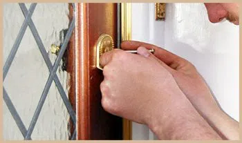 Elite Locksmith Services Providence, RI 401-424-9608 - 2-lockout-service